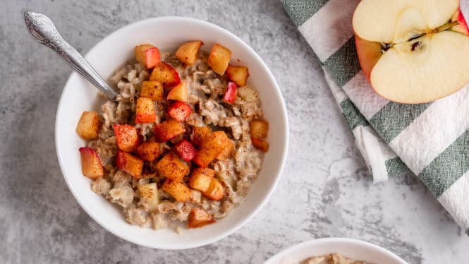 apple cinnamon oatmeal