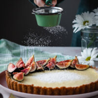 fig cardamom cream cheese tart