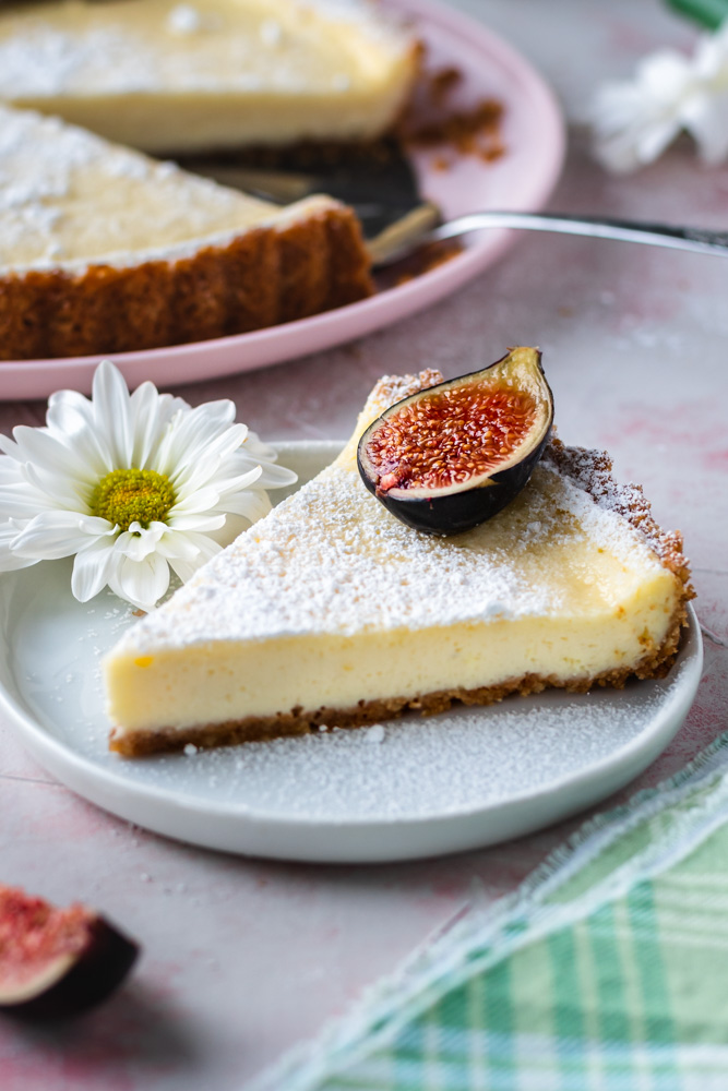 fig cardamom cream cheese tart