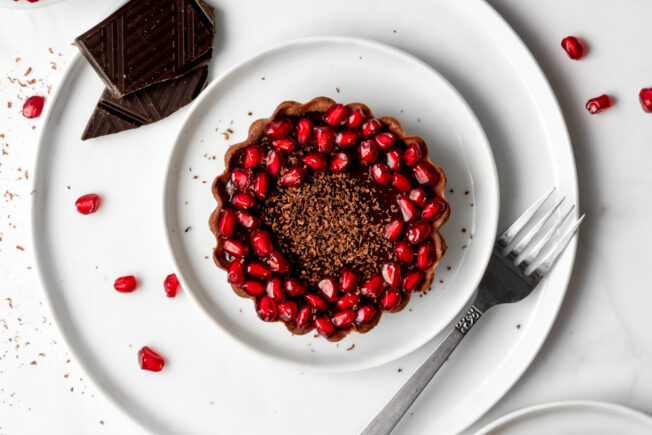 chocolate pomegranate tart