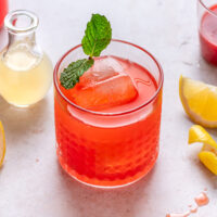 strawberry lemonade