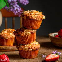 strawberry muffin with streusel topping