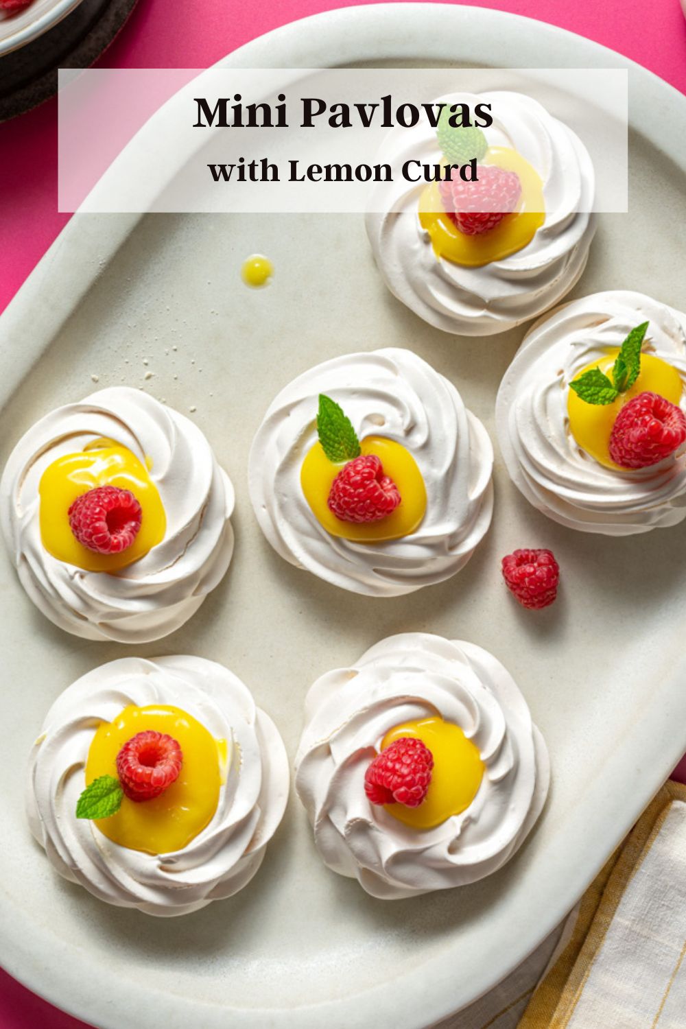 mini pavlova with Lemon Curd